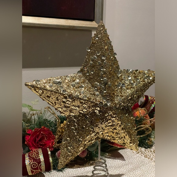 Pier 1 Gold Sequin Tree Topper - Picture 10 of 10